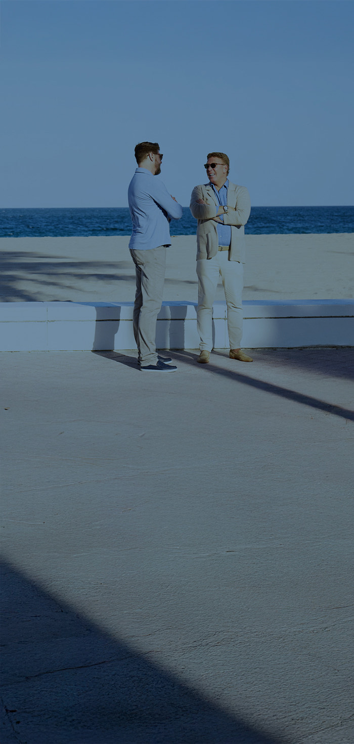 A Financial Plan That Starts With Your Life, And Stays With It.